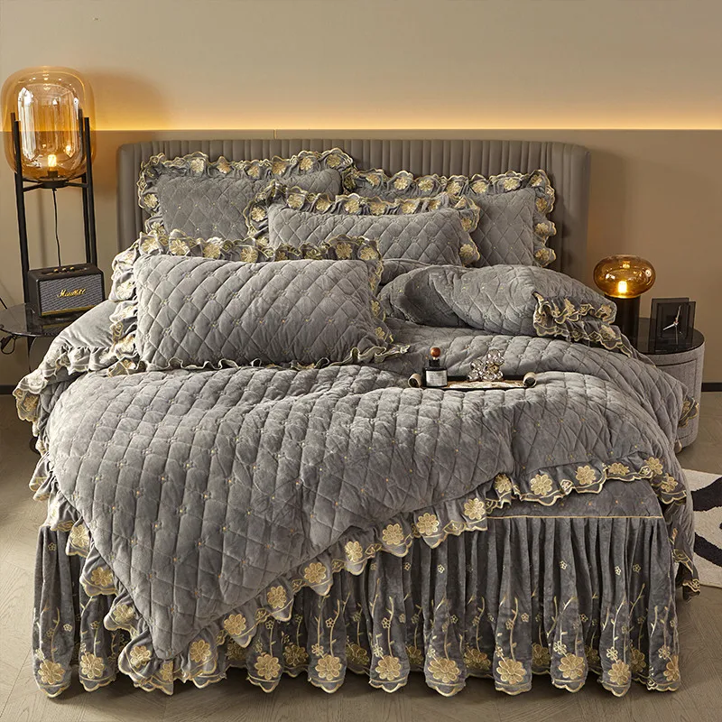Embroidery Ai - AI WINSURE-luxe geborduurde fluwelen beddengoedset, sprei