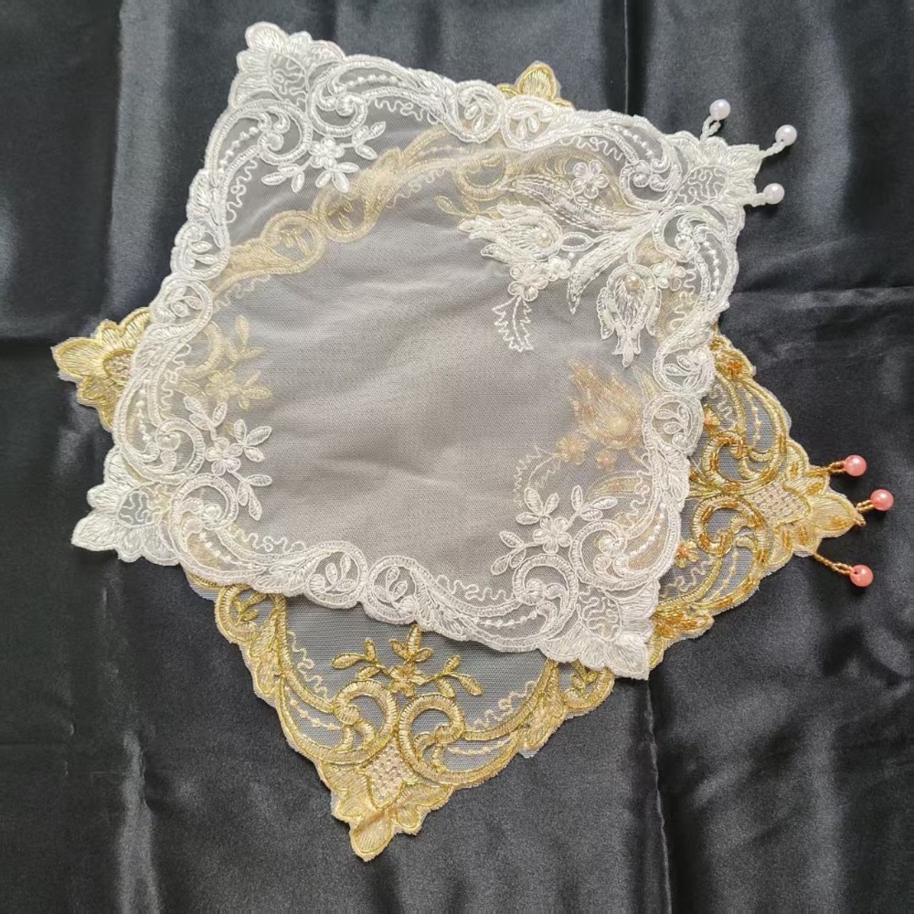 Embroidery Rose - Gouden Rozen Borduurwerk Placemats 28cm Vierkant